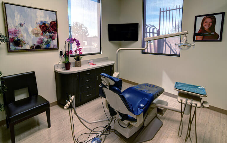 dental treatment station