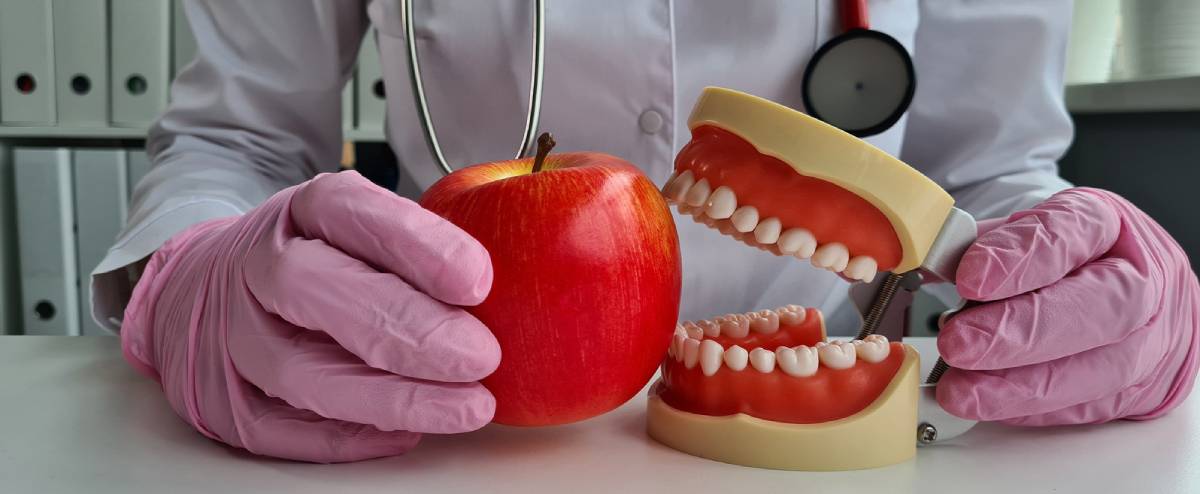 featured image for article about why you need a special diet with new dentures