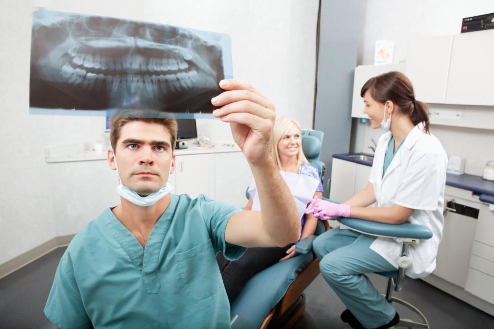 dentist viewing xrays